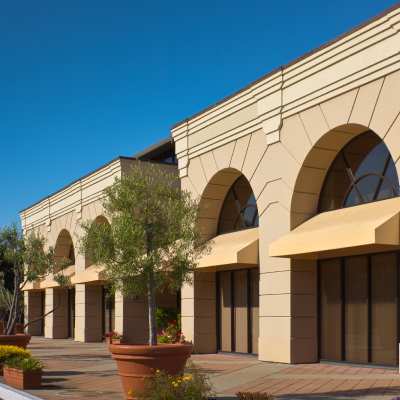 COMMERCIAL PAINTING